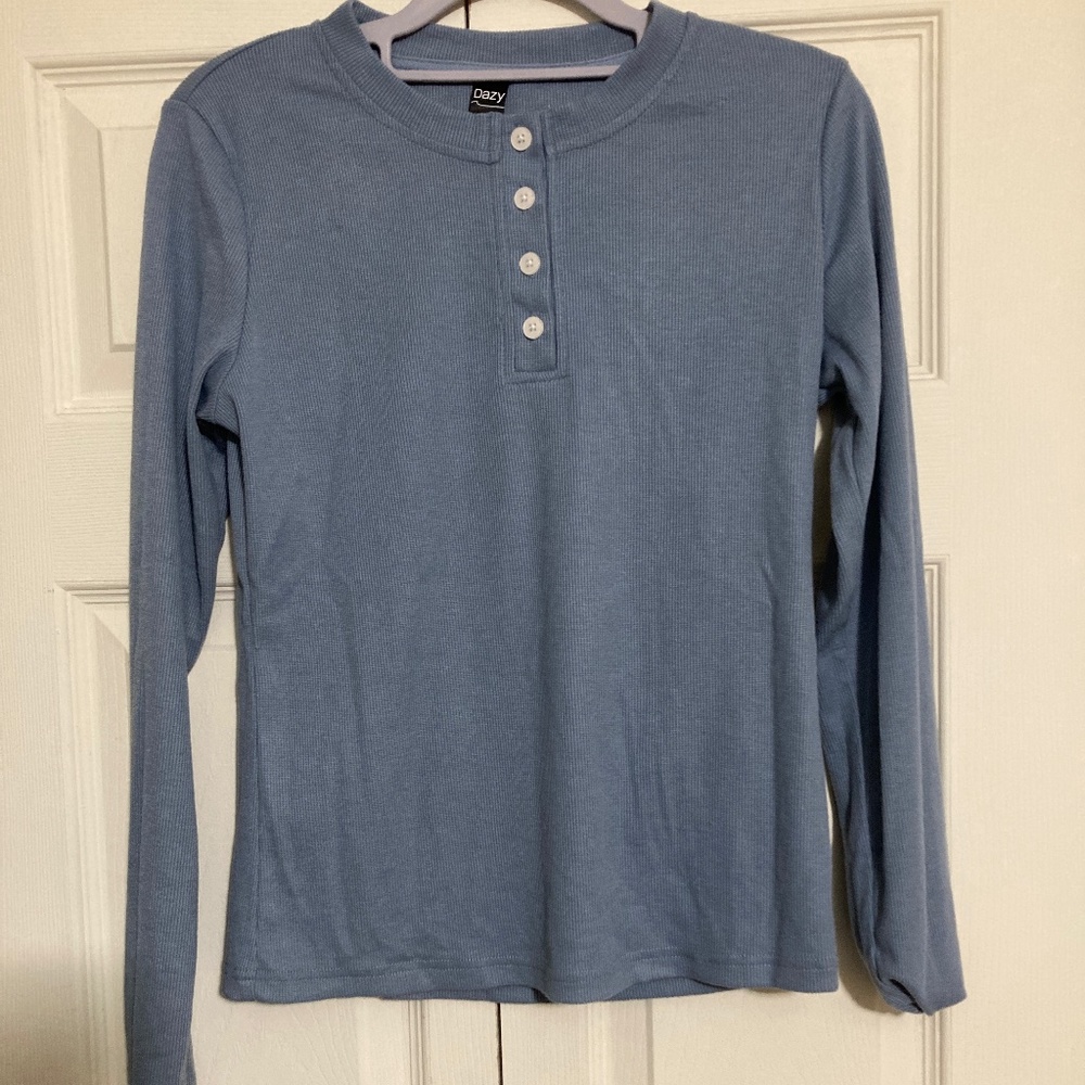 Women's tee shirt